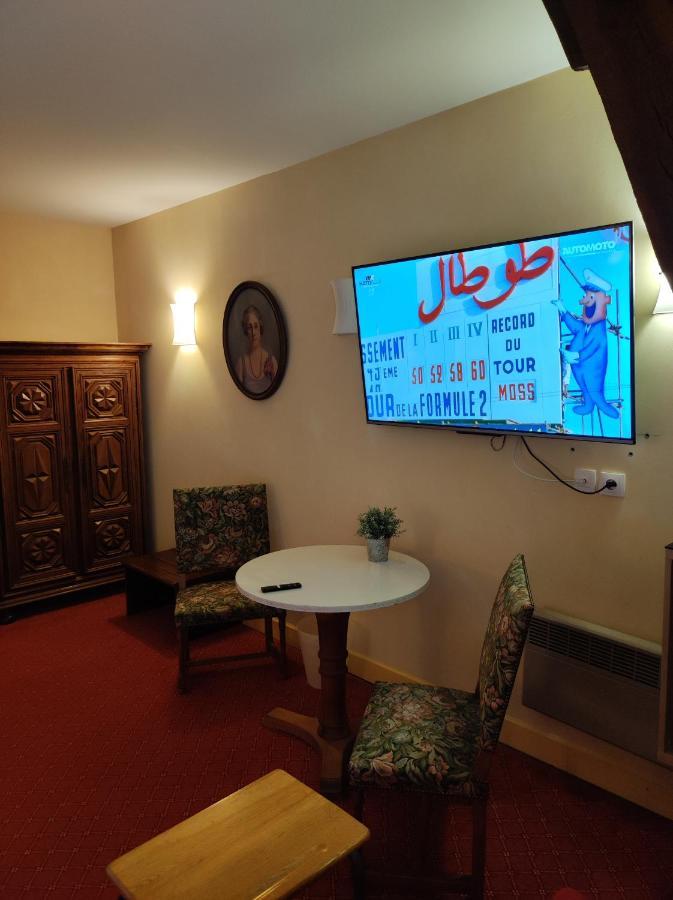 Hostellerie Les Hauts De Sainte Maure מראה חיצוני תמונה