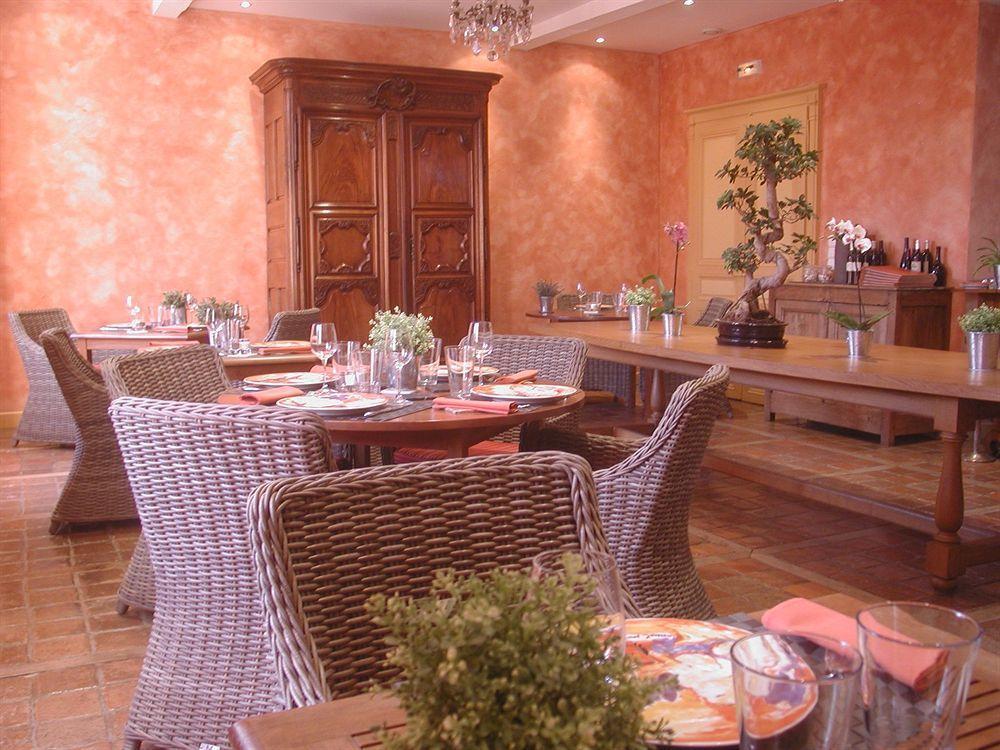 Hostellerie Les Hauts De Sainte Maure מראה חיצוני תמונה